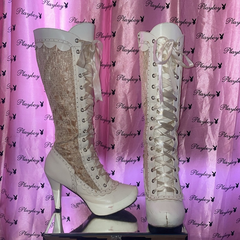 Ellie Shoes Ivory Lace-Up Victorian Heeled Boots - Picture 11 of 11